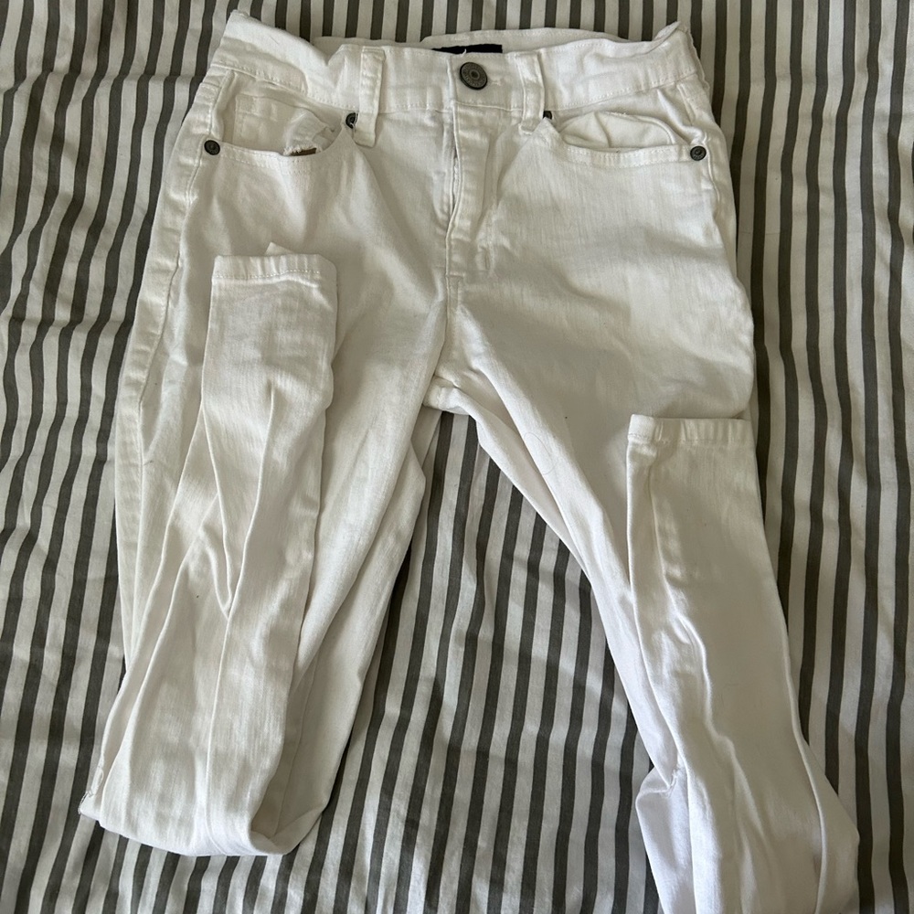 White Aeropostale high rise ankle jeans size 2